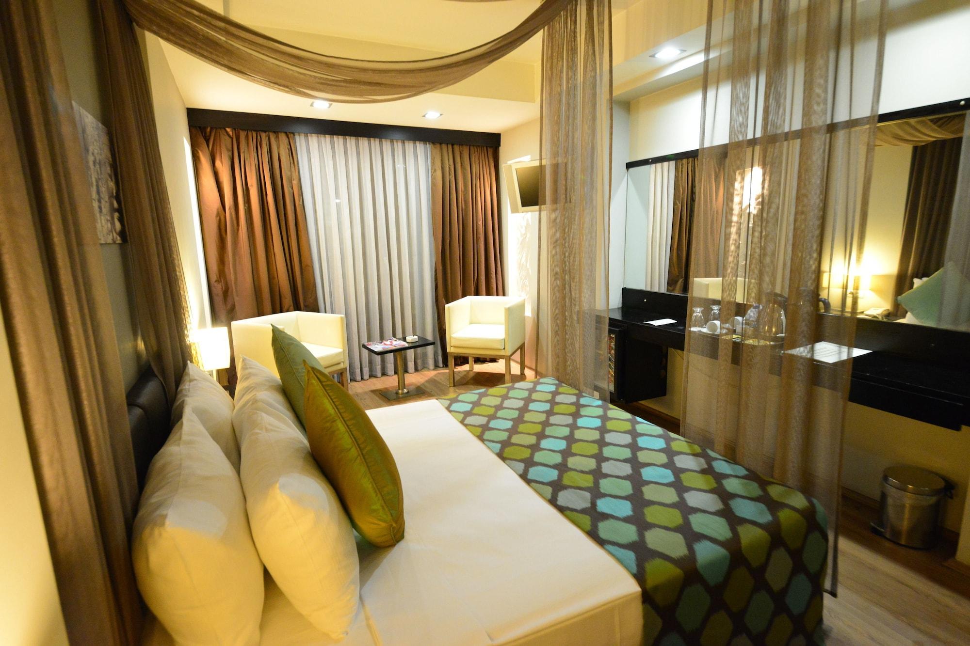May Park Hotel Ізмір Екстер'єр фото