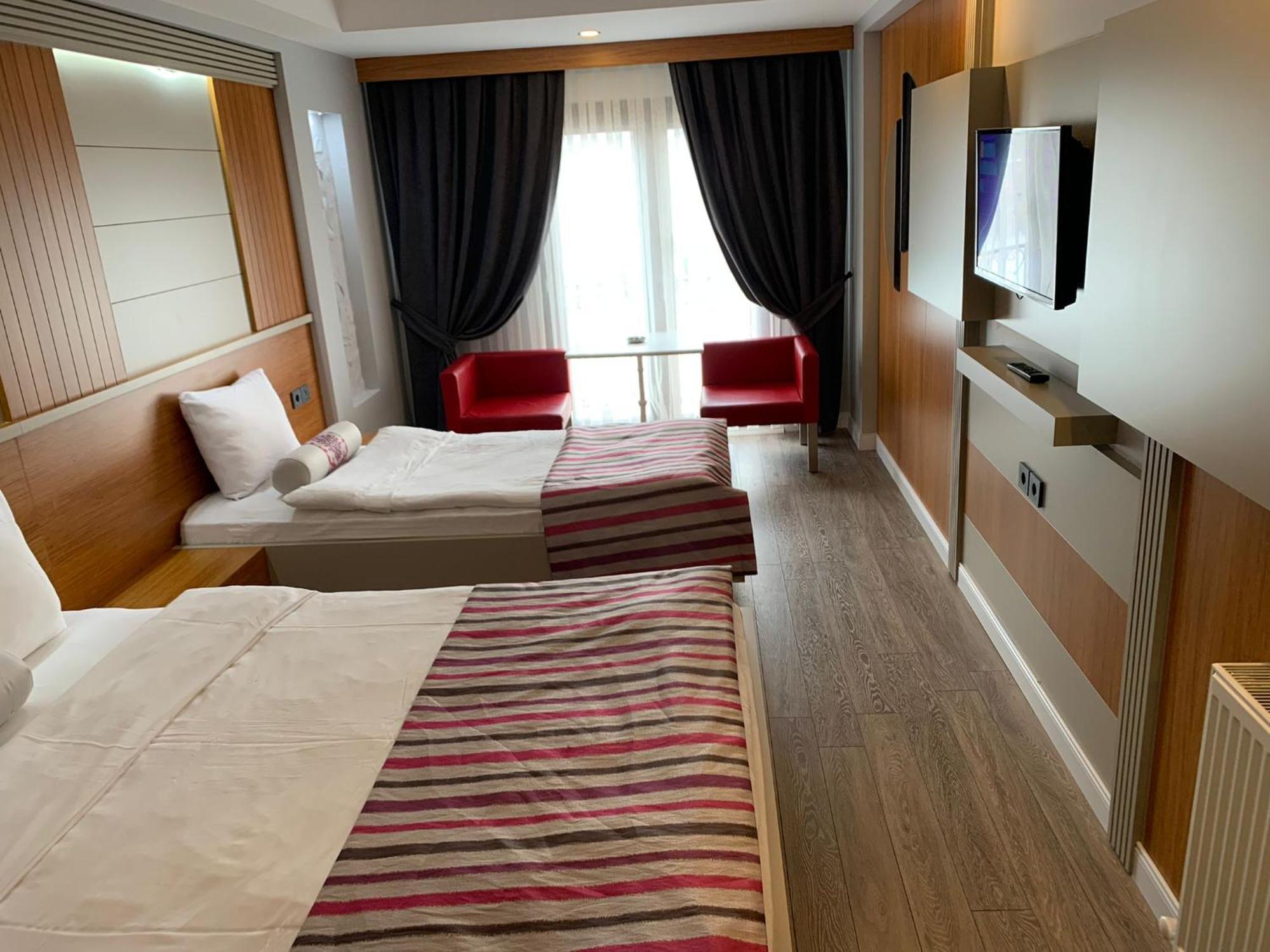 May Park Hotel Ізмір Екстер'єр фото