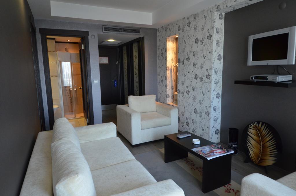 May Park Hotel Ізмір Екстер'єр фото